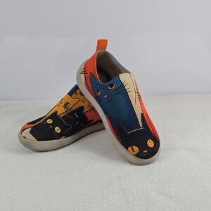 Kids Cat Print Slip-On Shoes - Orange and Black